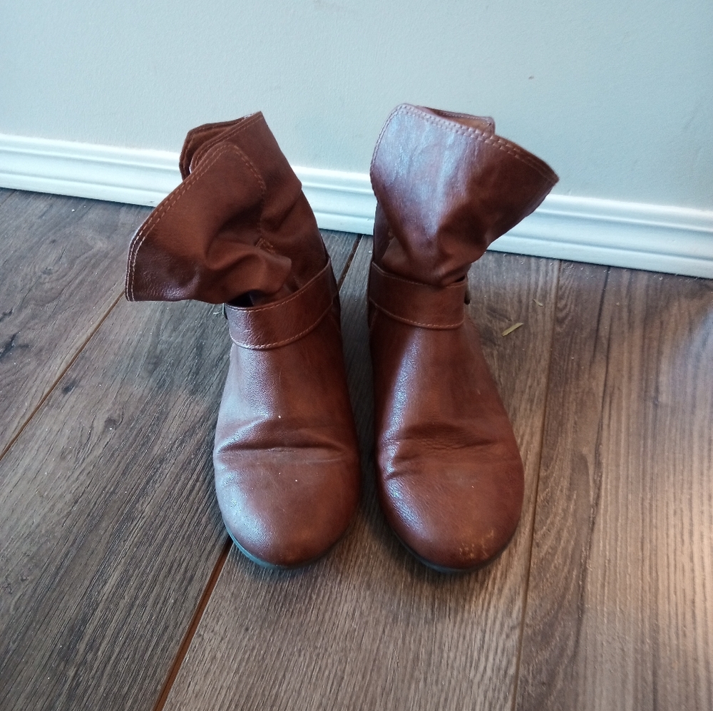 Ankle boots